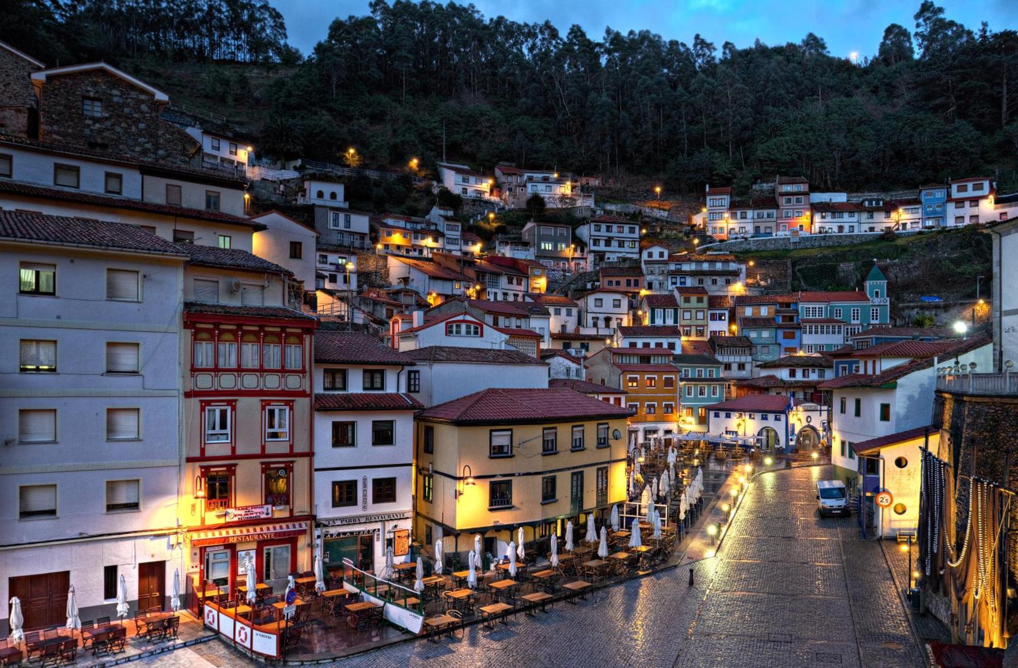 H Casona Selgas De Cudillero Hotel Kültér fotó